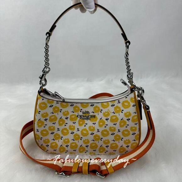 Coach Teri Shoulder/Crosssbody Bag W/ Floral Print CBI49 Chalk/Buttercup Multi - Picture 2 of 9